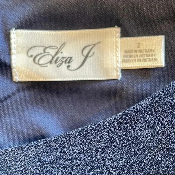 Eliza J Contrast Ruffled Bell Sleeve Shift Navy Dress Sz 2 - Picture 6 of 7